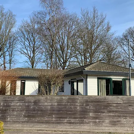 Ruim Familie Tot 4 Personen Op De Veluwe Bungalowpark De Kern Chalet Putten
